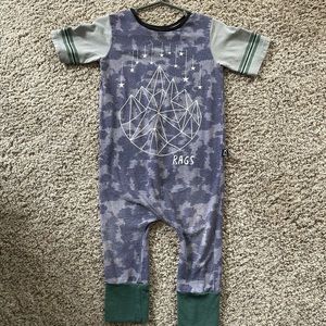 Geo-Star Rags to Raches Romper